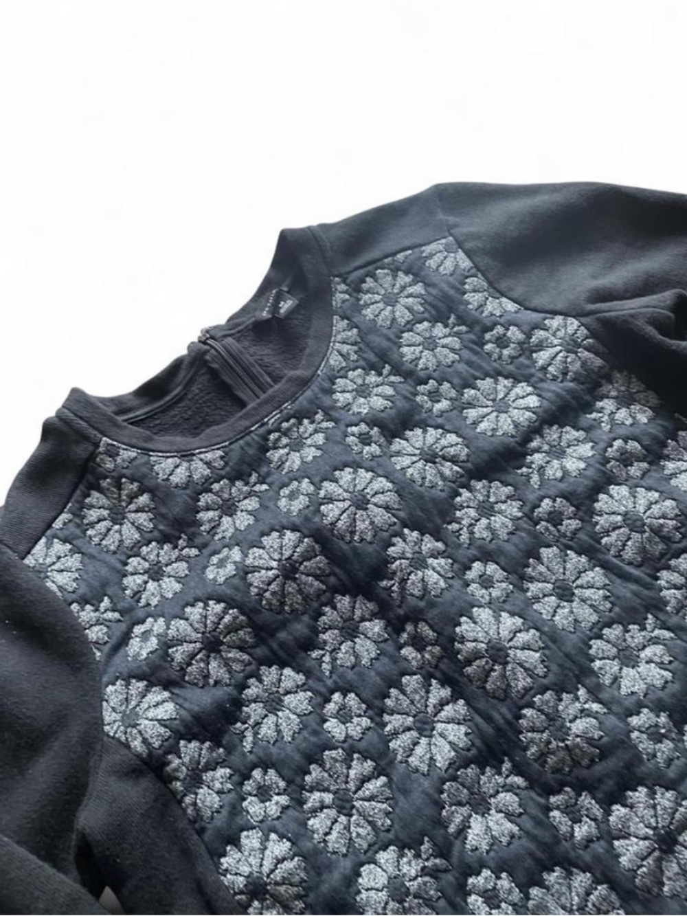 Ann Taylor Quilted Floral Sweater Size Medium